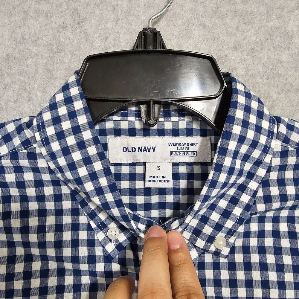 Mens Old Navy Button Up Shirt Bundle Size Small Blue Red Long Sleeve Slim Fit - Picture 6 of 16